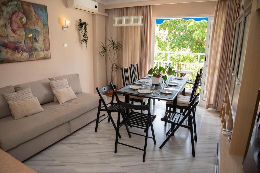 Piso Con Jardin Apartment Малага Екстериор снимка