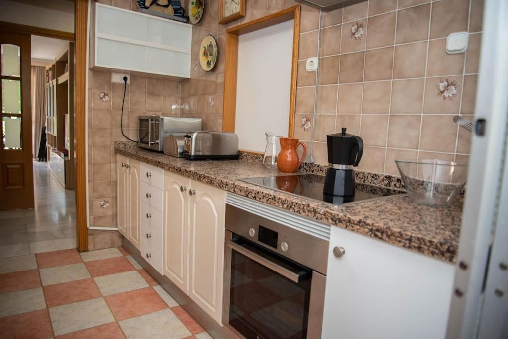 Piso Con Jardin Apartment Малага Екстериор снимка