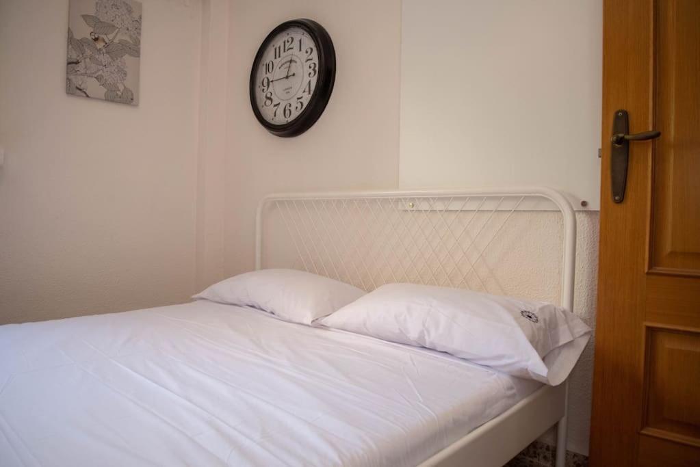 Piso Con Jardin Apartment Малага Екстериор снимка