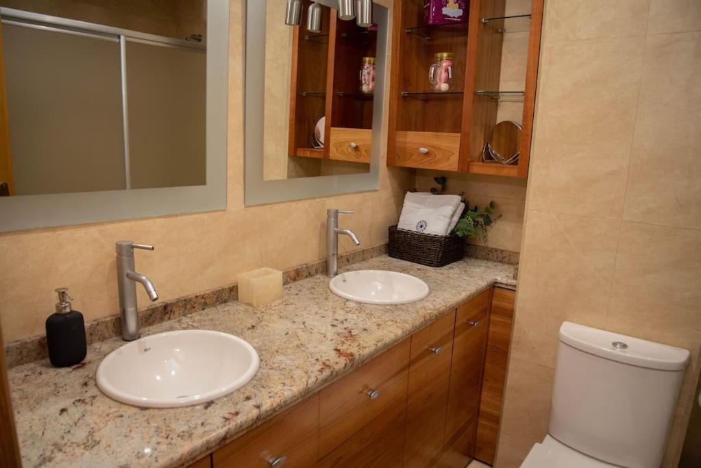 Piso Con Jardin Apartment Малага Екстериор снимка