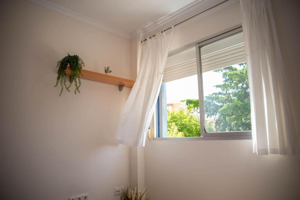 Piso Con Jardin Apartment Малага Екстериор снимка
